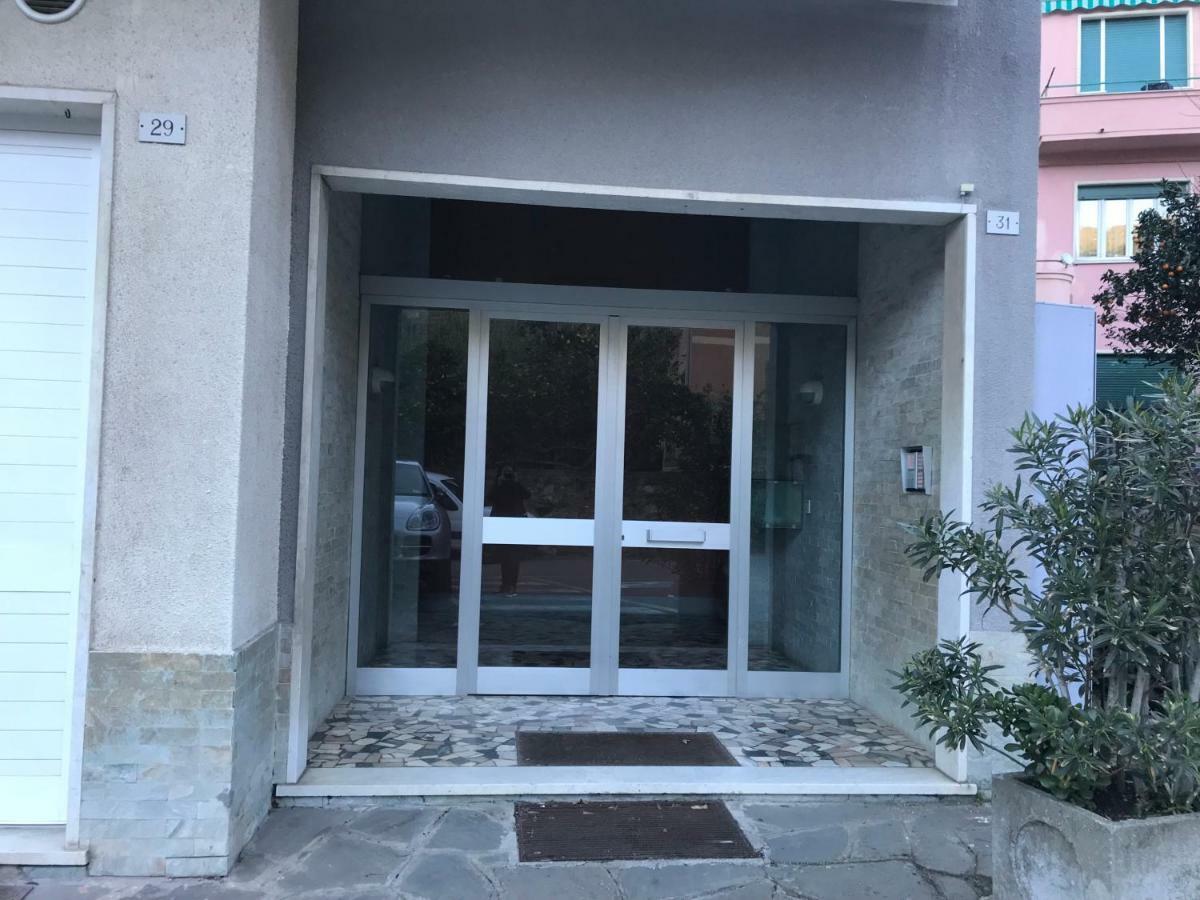 Appartamento Jolie - Vicino Alle Spiagge Con Ac Monterosso al Mare Luaran gambar